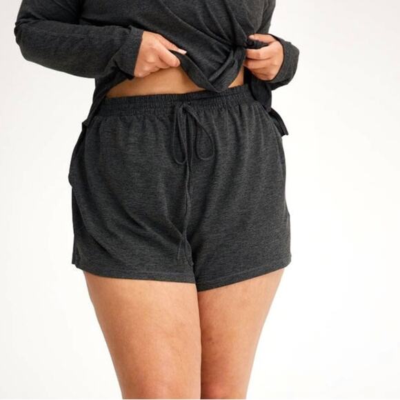 Girlfriend Collective Moon Gray Soft Jersey High Rise ReSet Swing Shorts - Picture 14 of 15